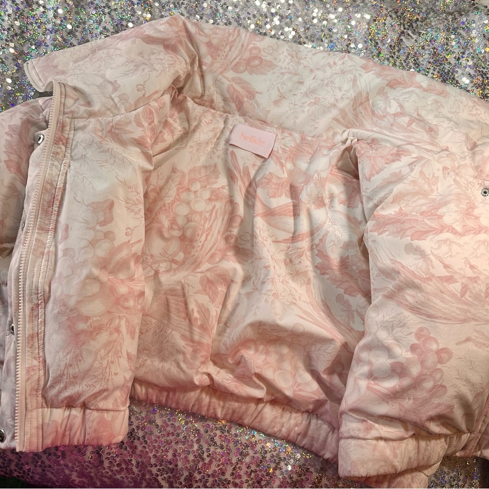 Selkie • Marshmallow Printed Cropped Puffer Coat - Picture 4 of 17